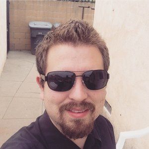 Meet your Posher, Eric